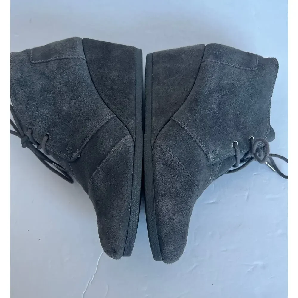 Toms solid gray